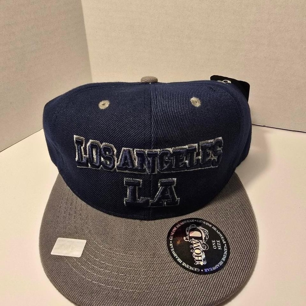 0054 One size fits all adjustable Los‎ Angeles LA ball cap navy